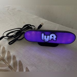 Lyft Amp LED display with charging cable and support, only tested and working